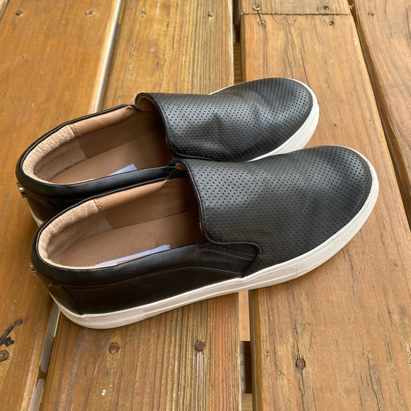 Steve Madden Black Leather Fashion Sneakers Women’s Size 7.5 - Picture 5 of 5